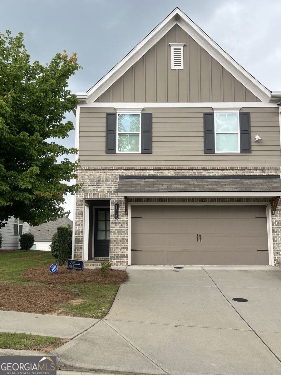 2956 Edgemont Lane Marietta - main photo