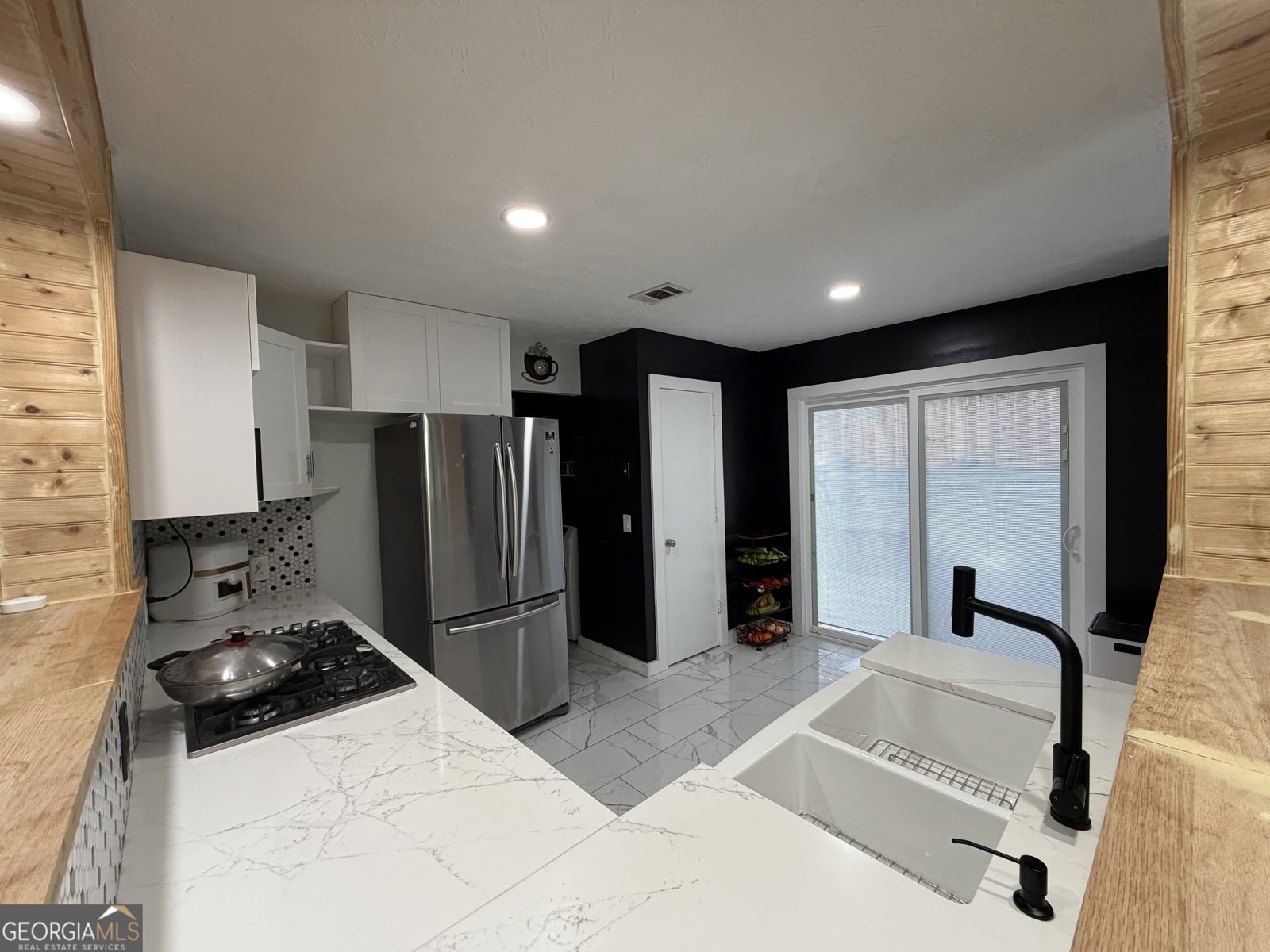 2301 Marshes Glenn Drive Norcross - Photo 9