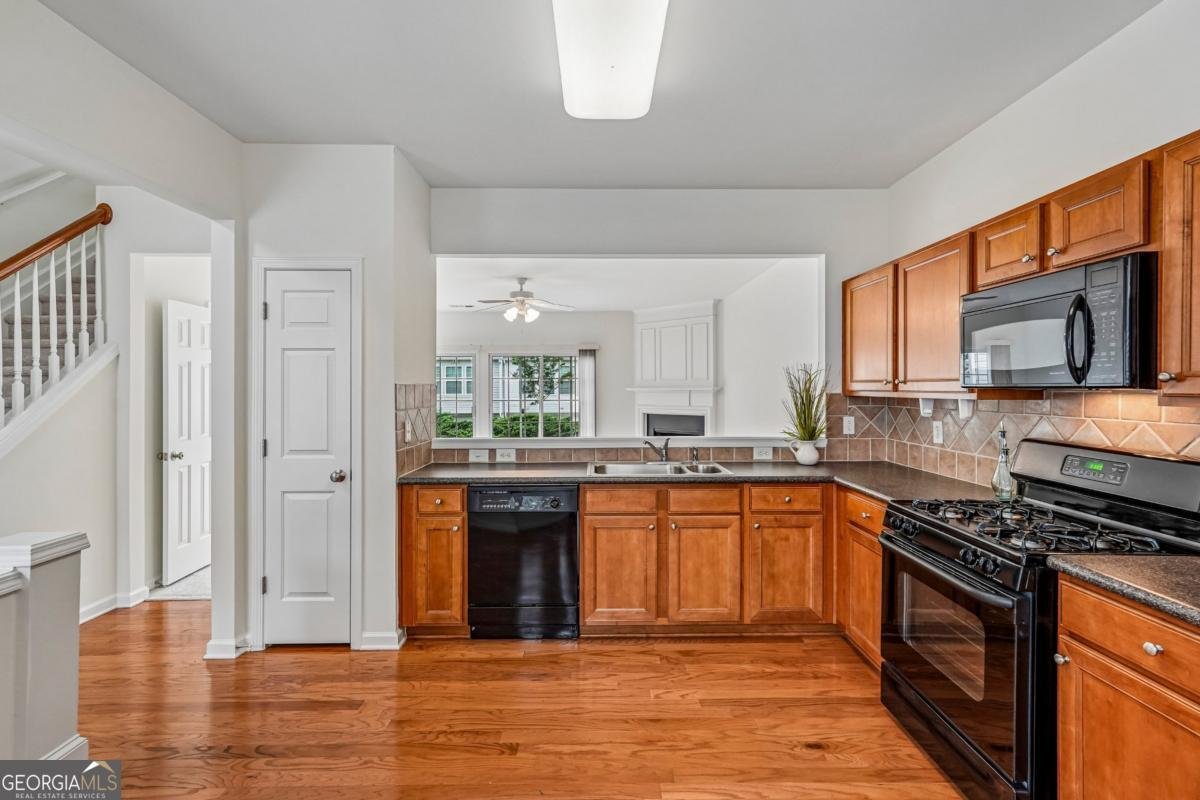 945 Prestwyck Court Alpharetta - Photo 8