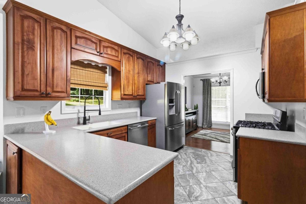 2320 Bankston Circle Snellville - Photo 9