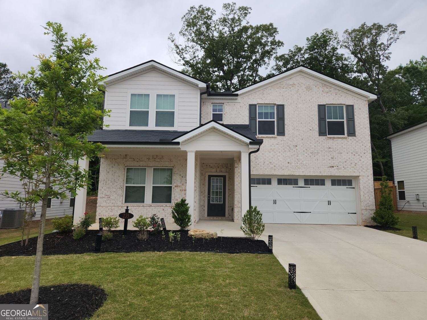 235 Valley Oak Drive Dawsonville - main photo