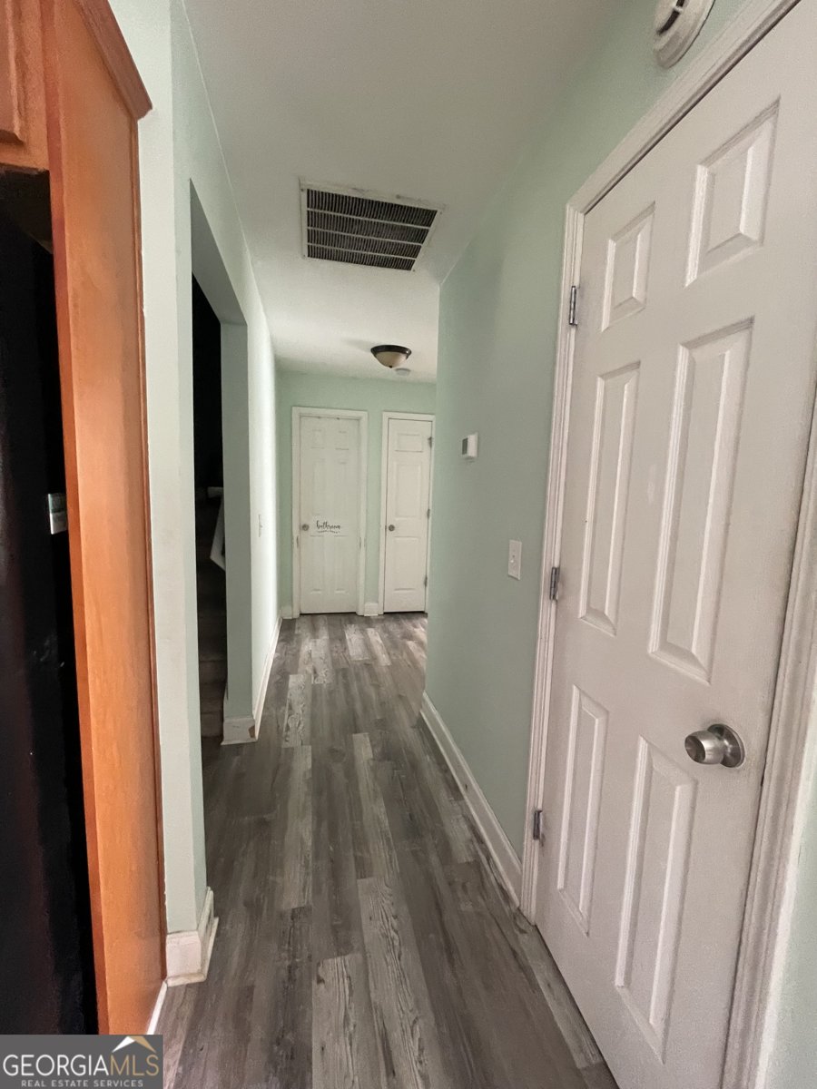 109 Presidential Lane Statham - Photo 31