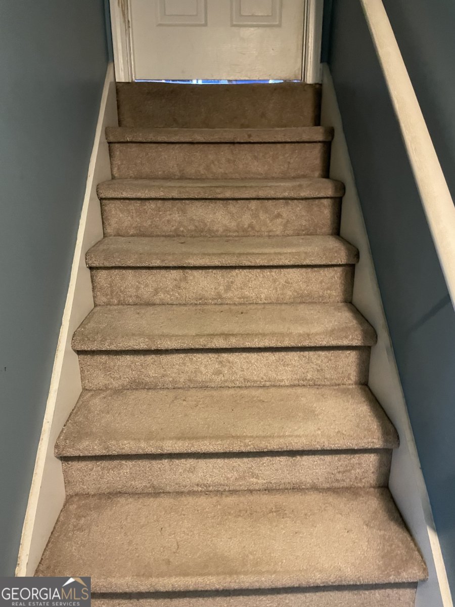 109 Presidential Lane Statham - Photo 48