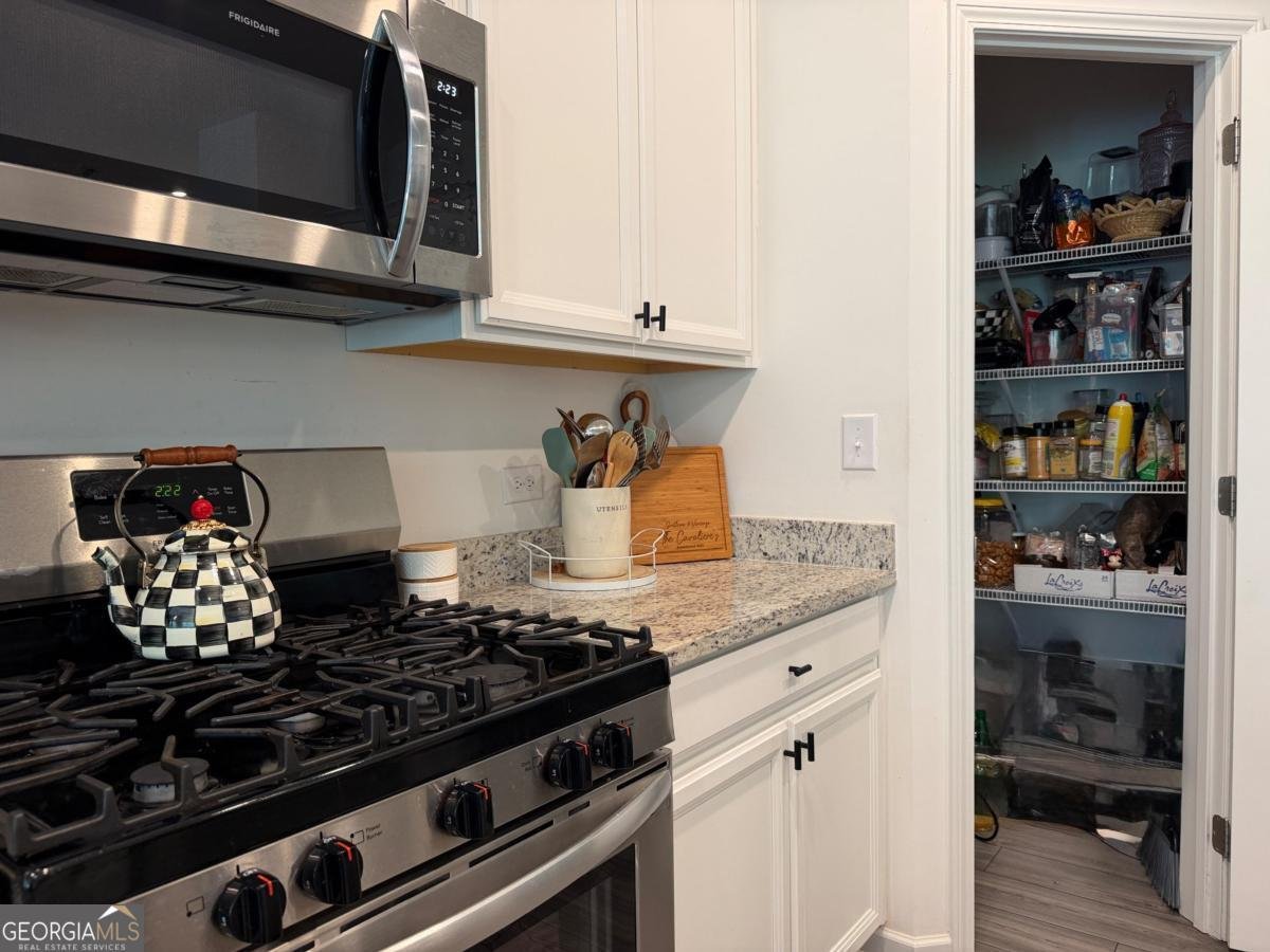 3046 Stockholm Way Suwanee - Photo 7