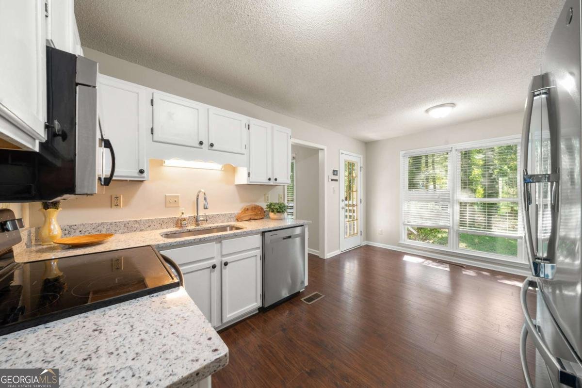 3513 Robin Lane Acworth - Photo 6