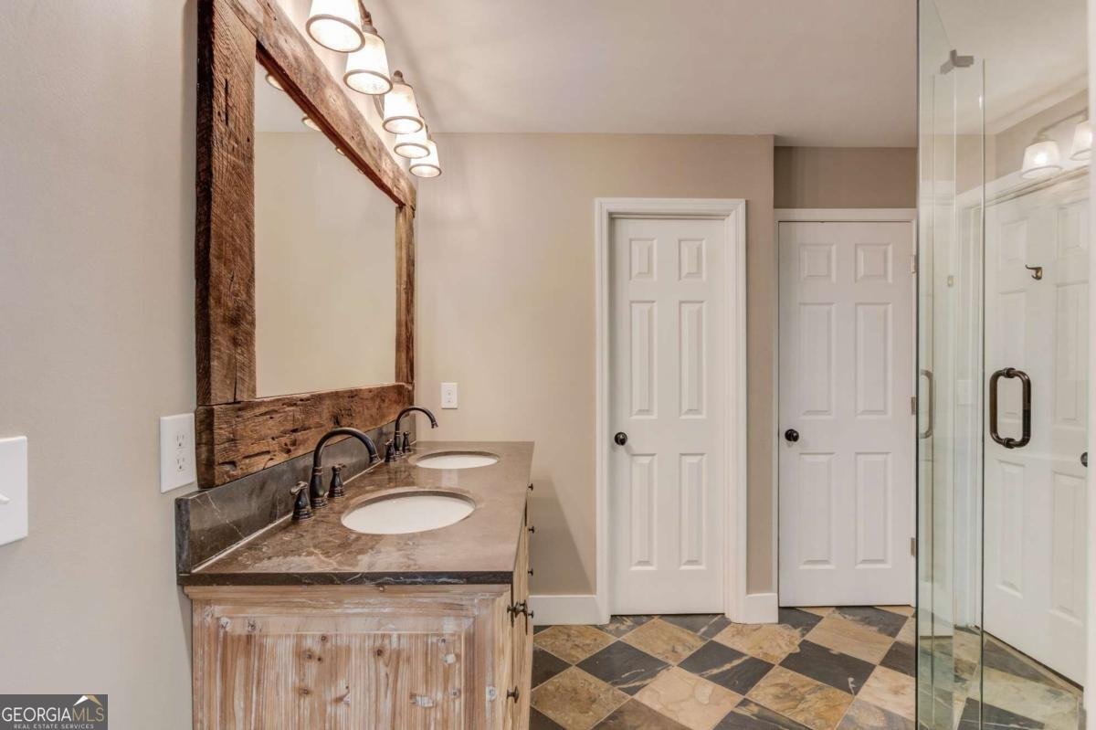 3441 Knollwood Court Buford - Photo 18