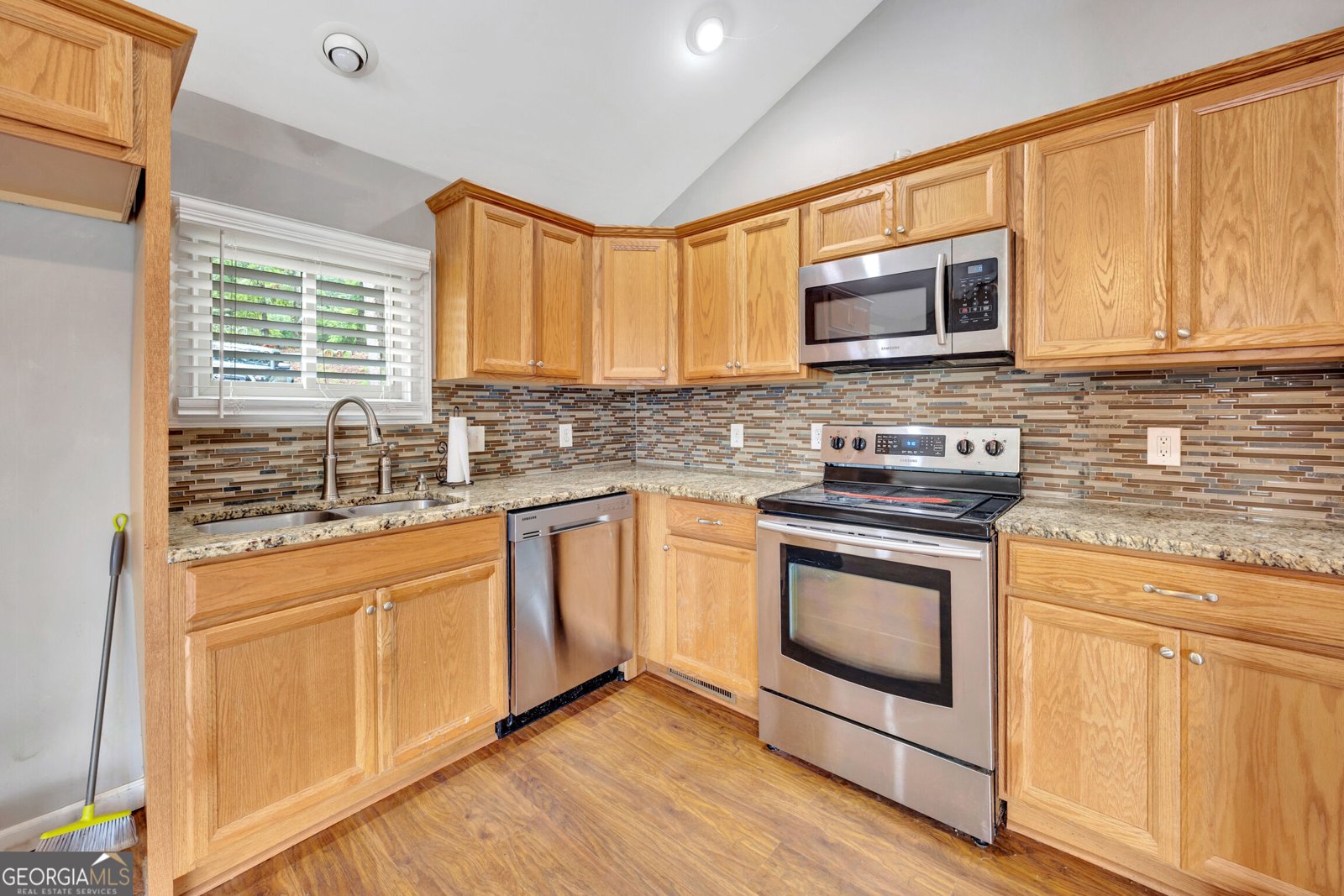 1735 Campbell Road Covington - Photo 13