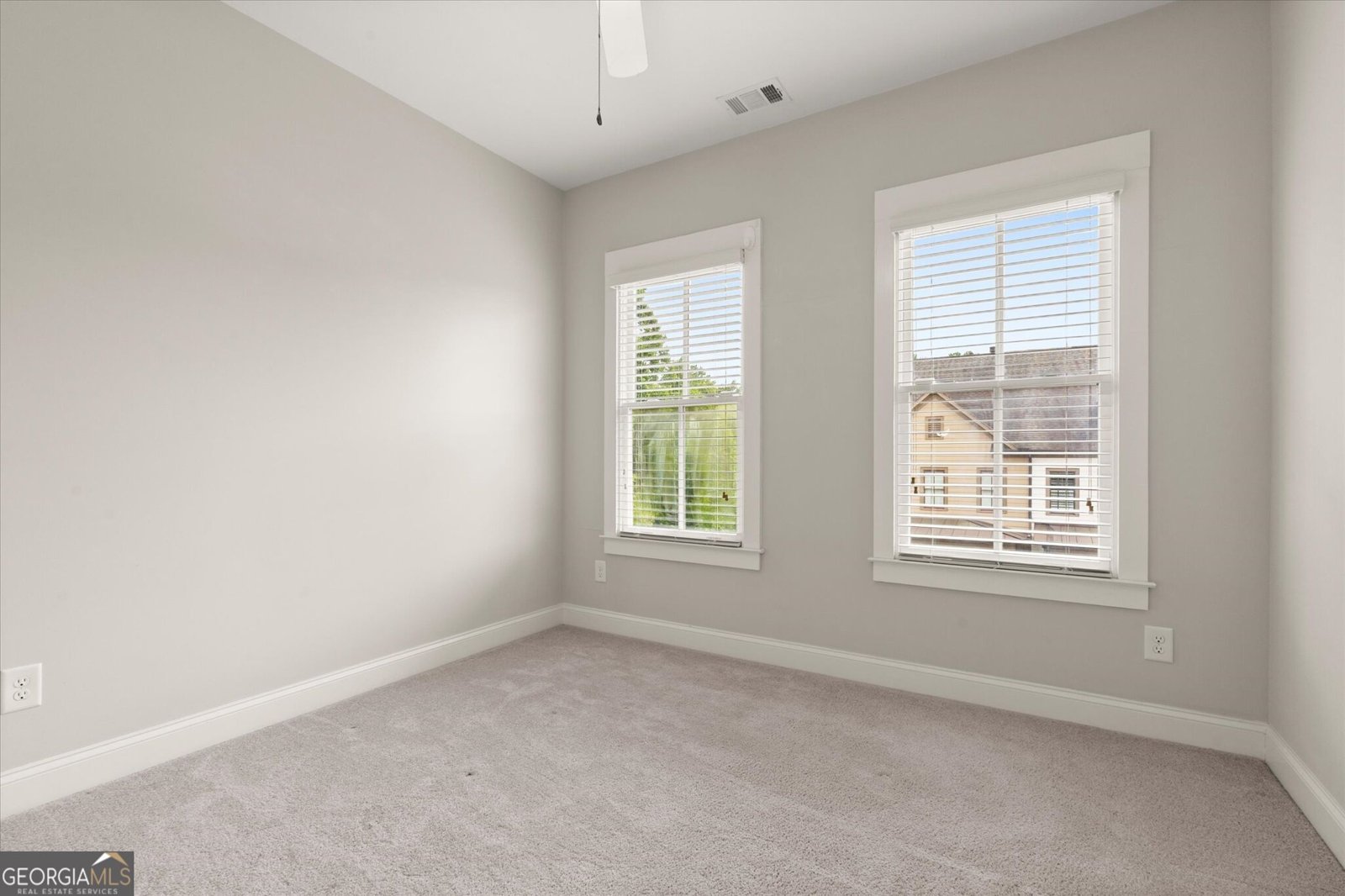 138 Inwood Walk Woodstock - Photo 11