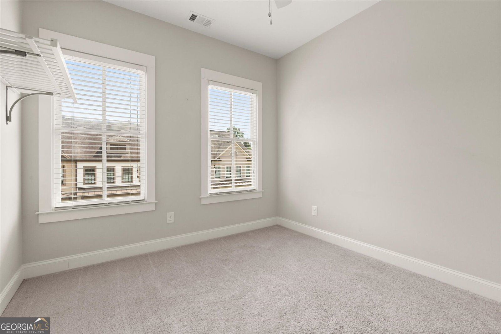 138 Inwood Walk Woodstock - Photo 13