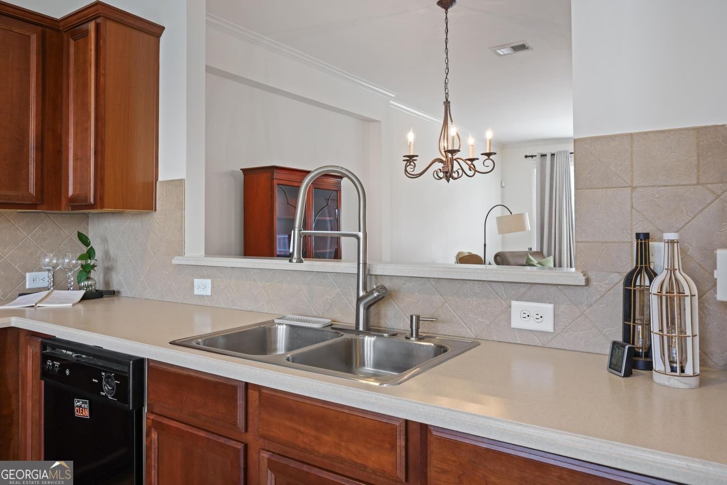 3849 Chattahoochee Summit Drive Atlanta - Photo 7