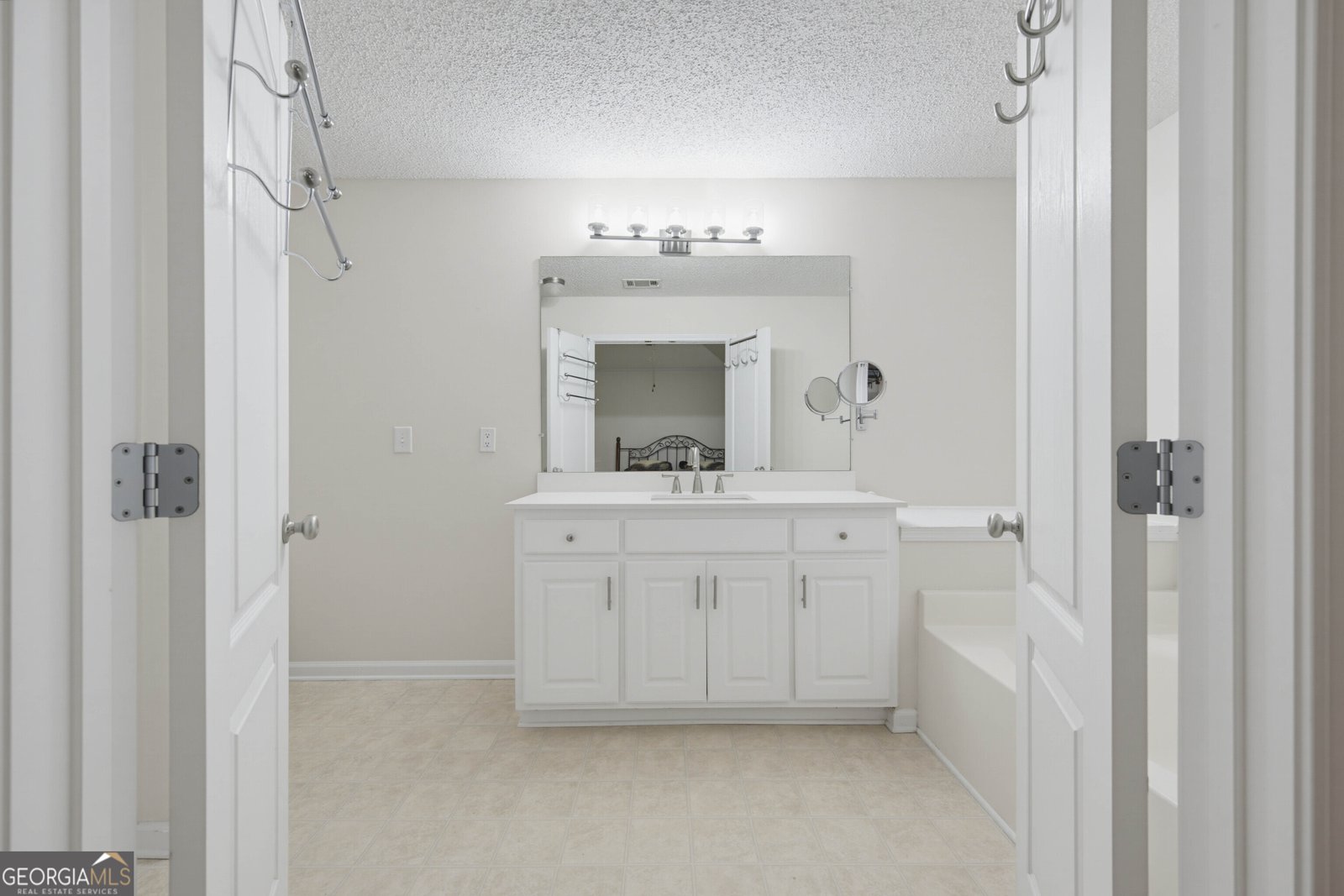 1628 Amalie Drive Statham - Photo 17
