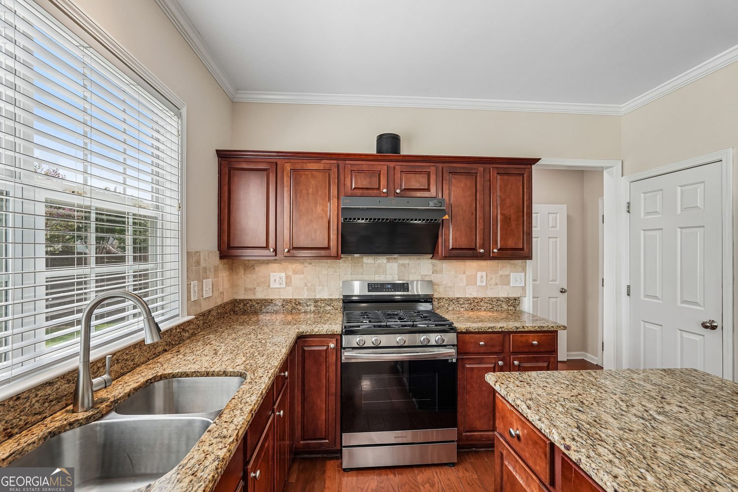 8080 Friarbridge Drive Suwanee - Photo 21
