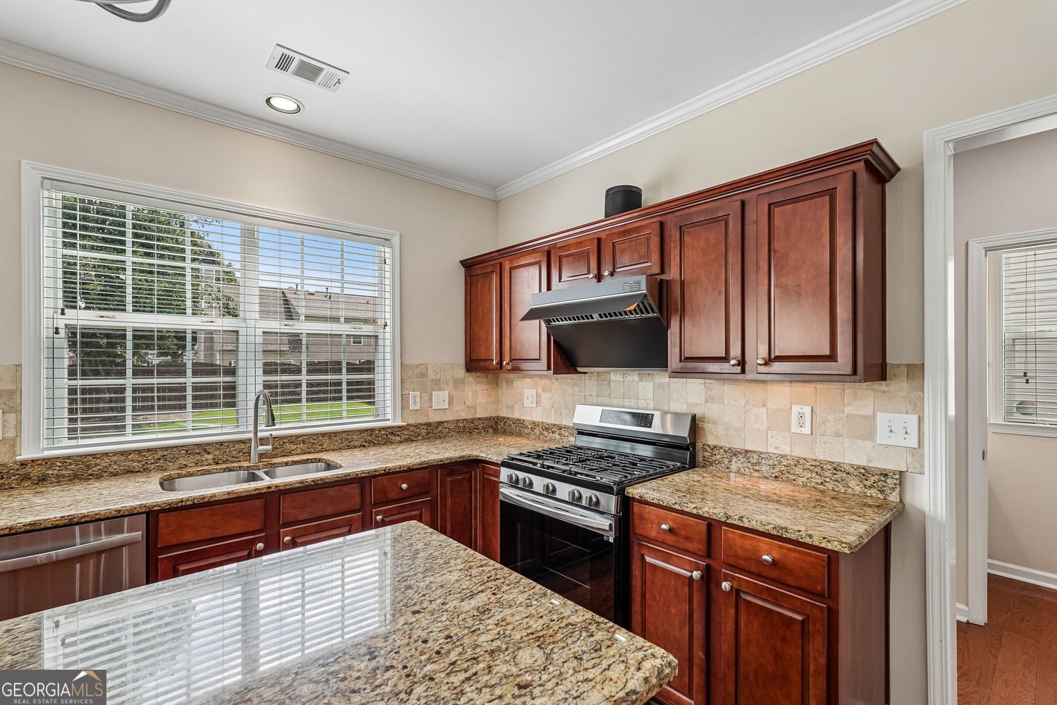 8080 Friarbridge Drive Suwanee - Photo 22
