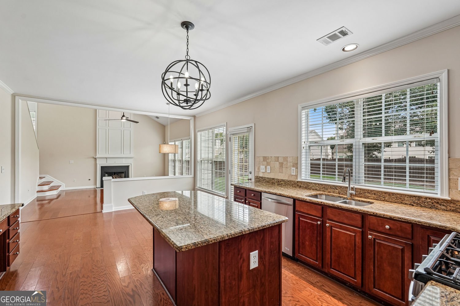 8080 Friarbridge Drive Suwanee - Photo 23