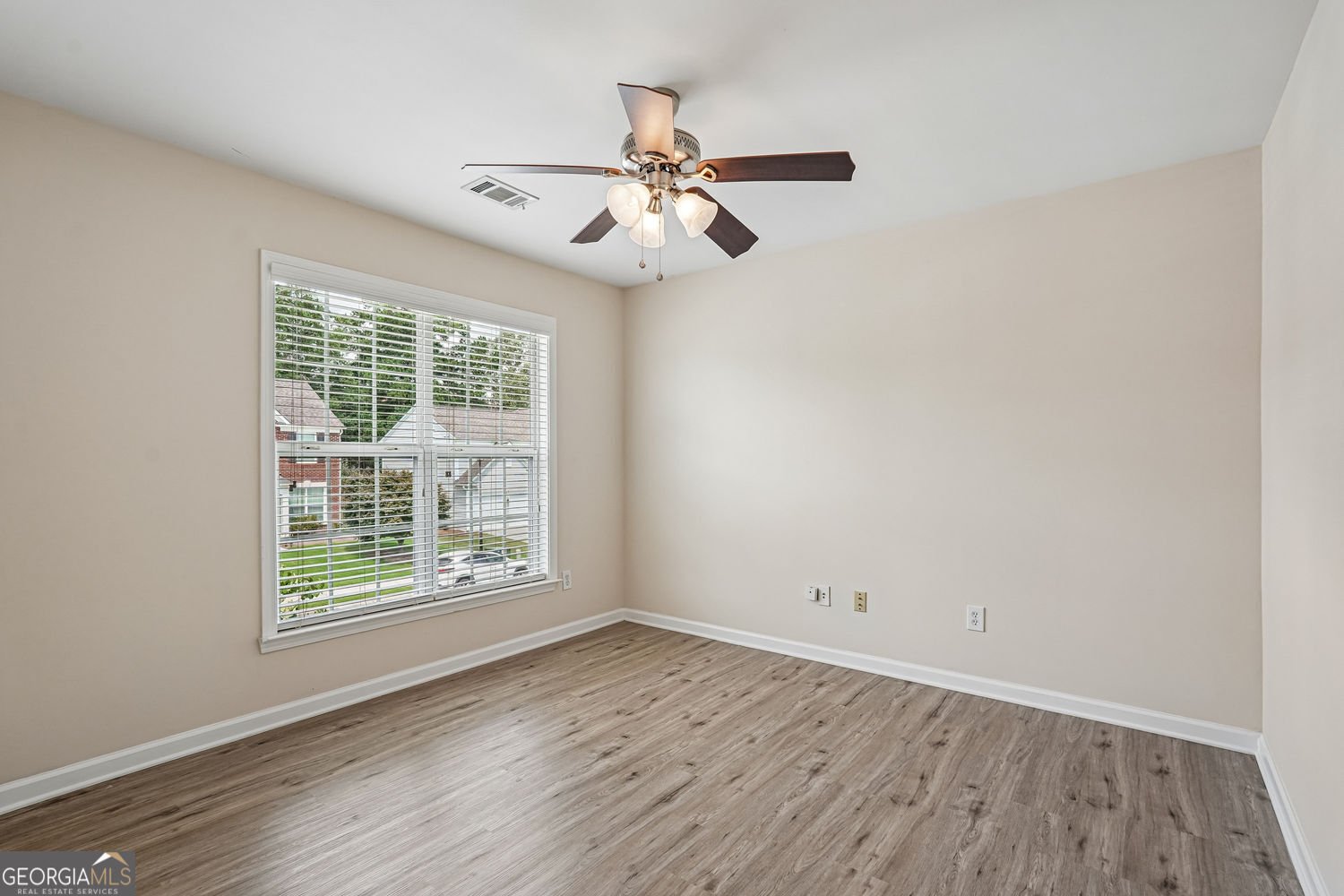 8080 Friarbridge Drive Suwanee - Photo 32