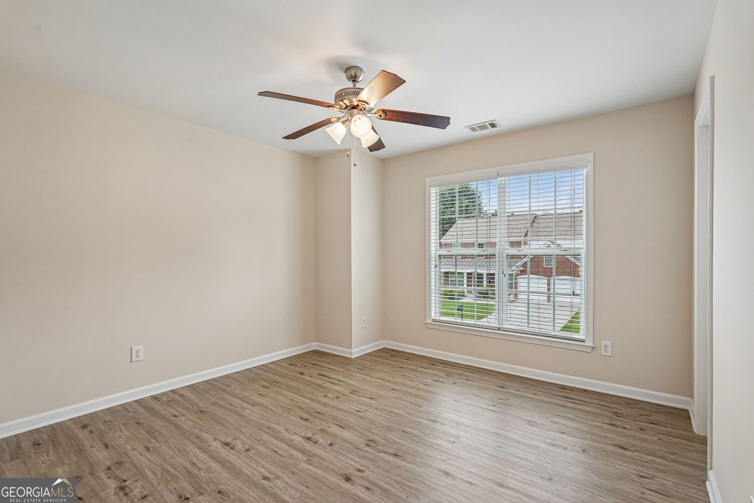 8080 Friarbridge Drive Suwanee - Photo 34
