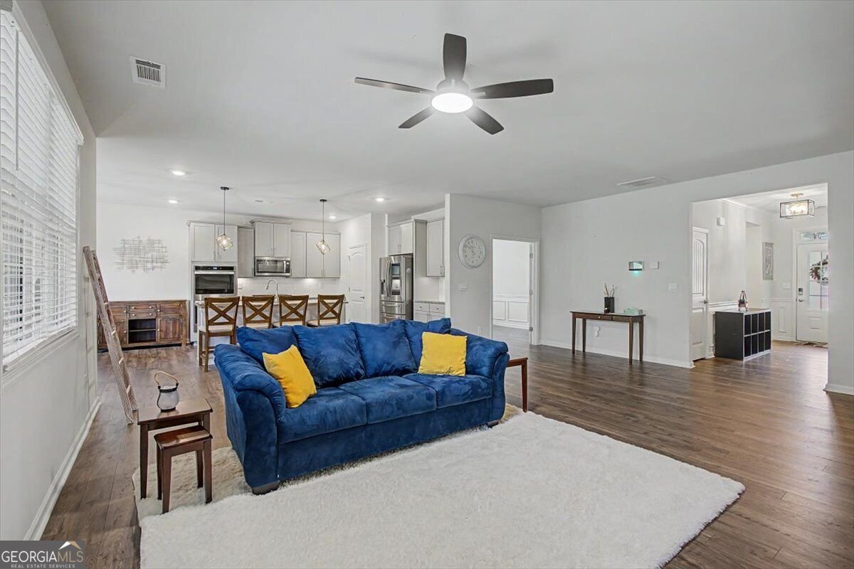 7442 Jennadee Drive Fairburn - Photo 10