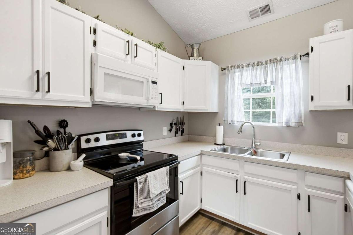 6905 Cedar Ridge Drive Gainesville - Photo 13