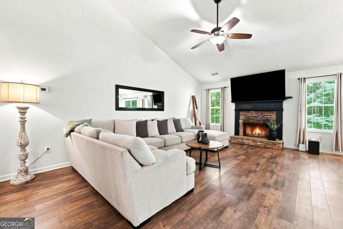 212 Oak Hollow Court White - Photo 17