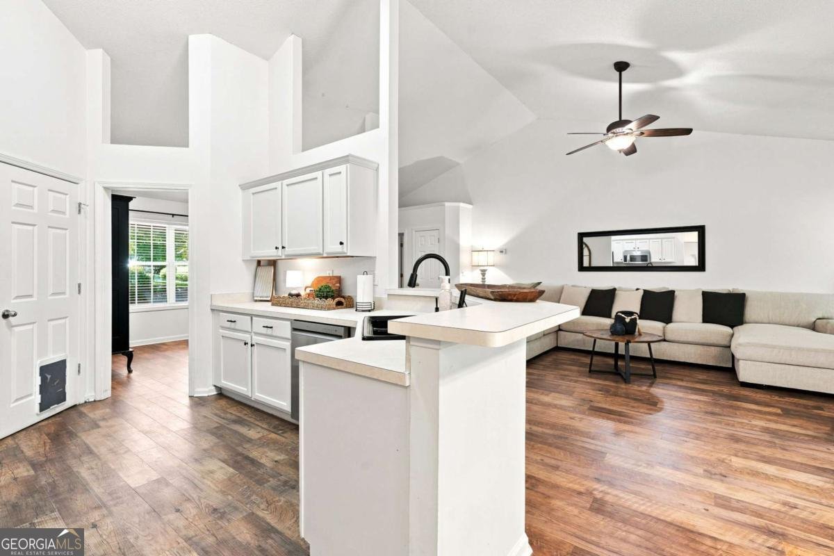 212 Oak Hollow Court White - Photo 23