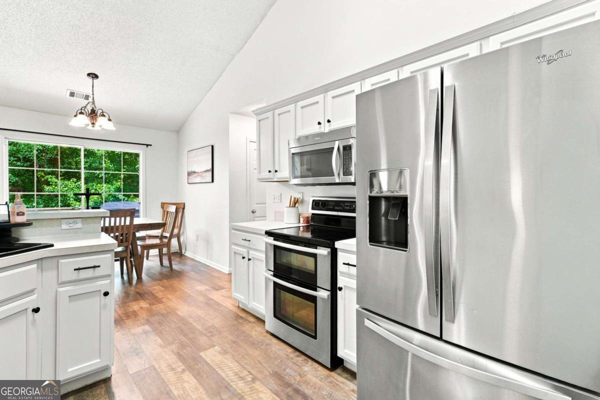 212 Oak Hollow Court White - Photo 26