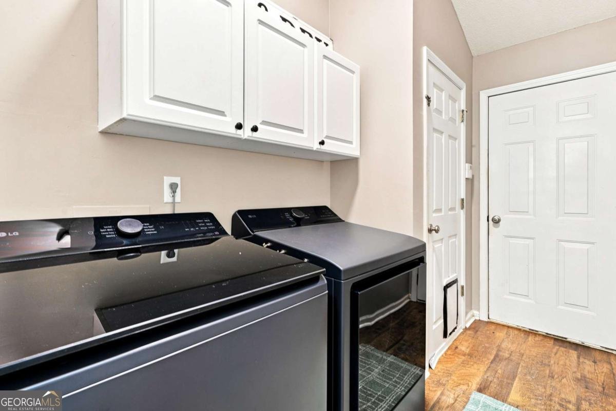 212 Oak Hollow Court White - Photo 34