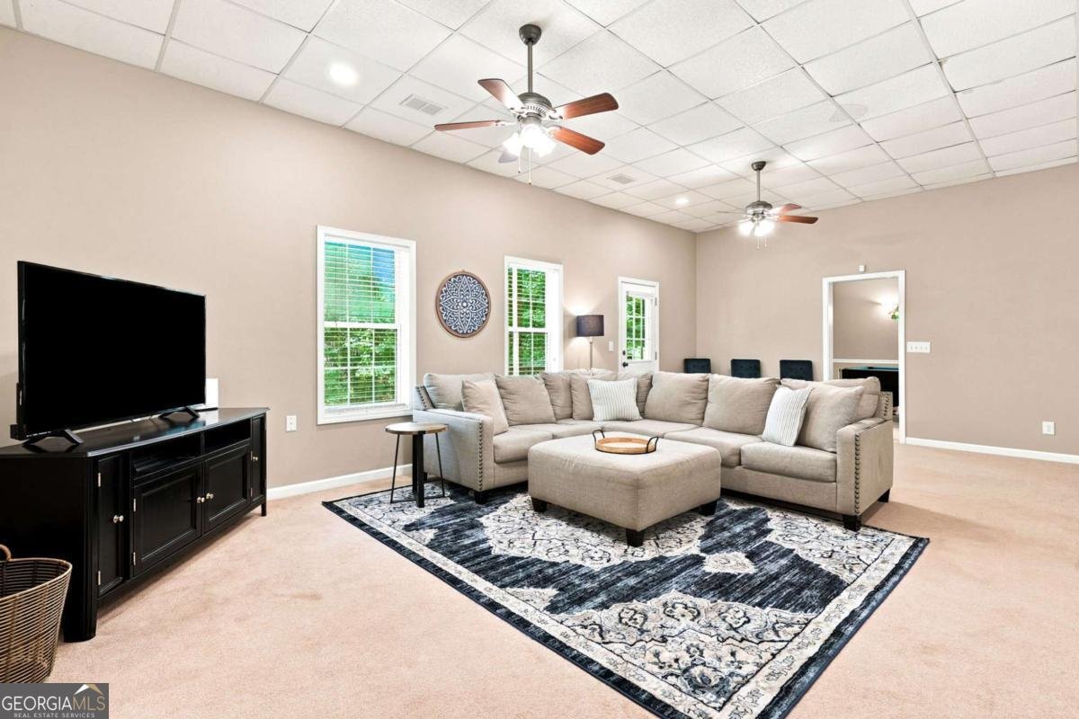 212 Oak Hollow Court White - Photo 41