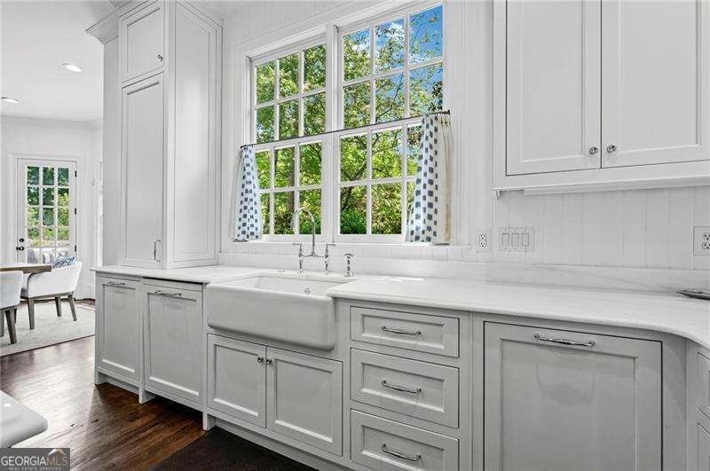 4371 Club Drive Atlanta - Photo 18