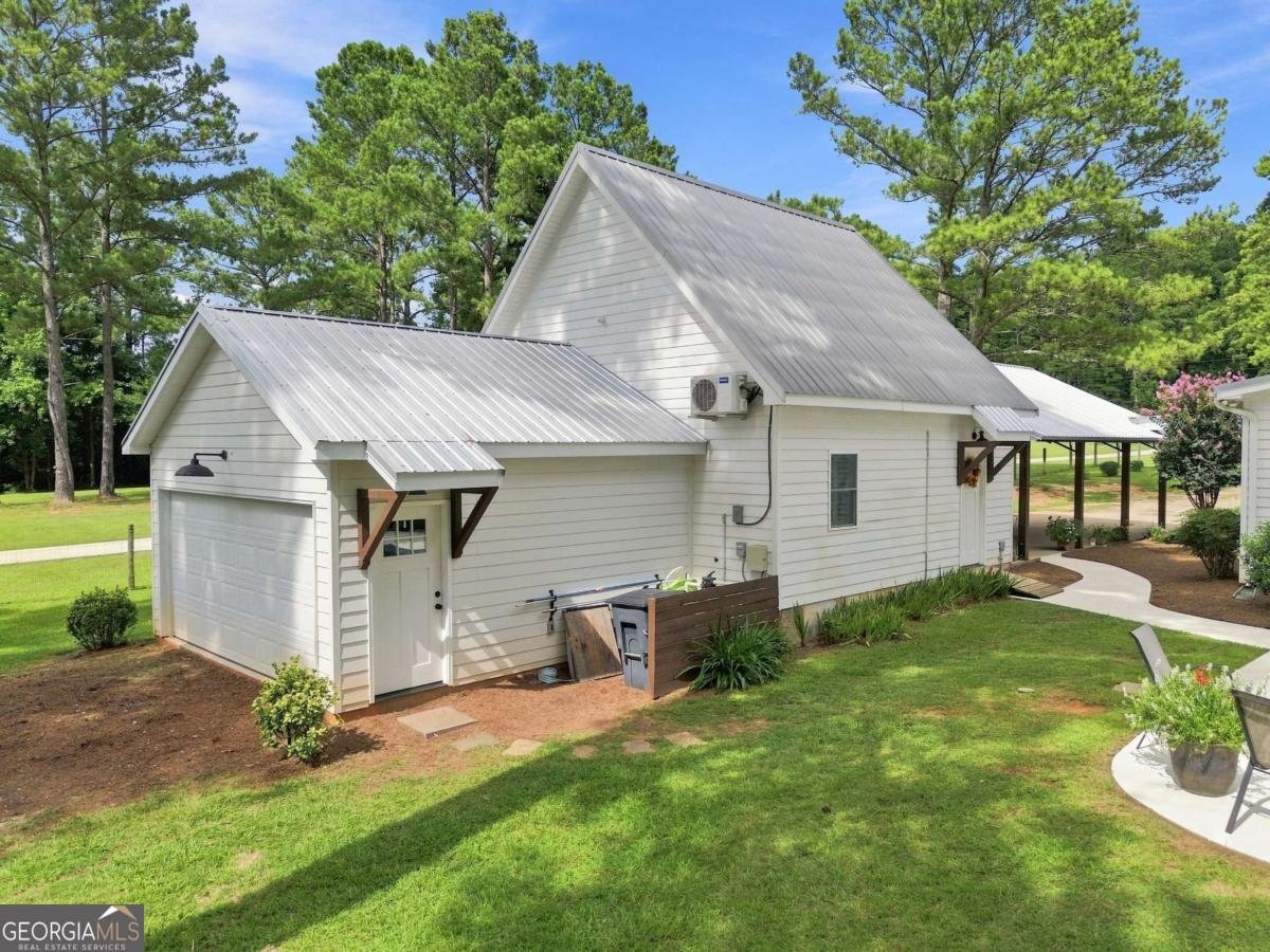 216 Mockingbird Lane Brooks - Photo 10