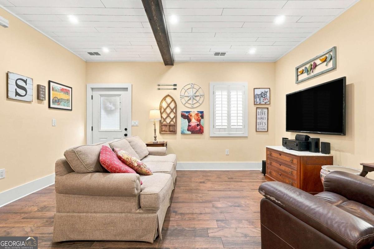 216 Mockingbird Lane Brooks - Photo 14