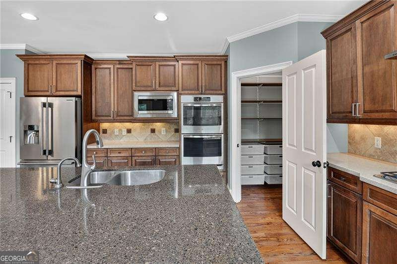 315 Peninsula Point Canton - Photo 18