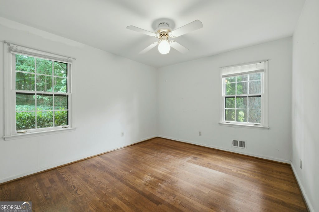 5270 Peachtree Road Atlanta - Photo 12