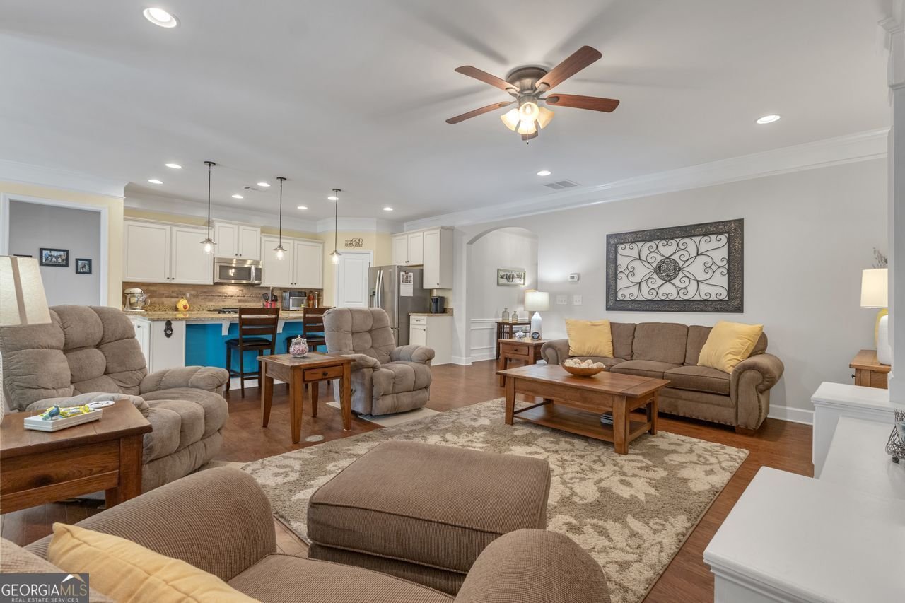 306 Whispering Pines Way Griffin - Photo 19