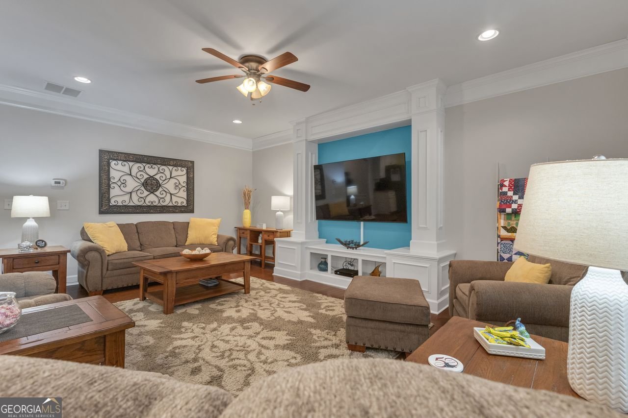 306 Whispering Pines Way Griffin - Photo 21