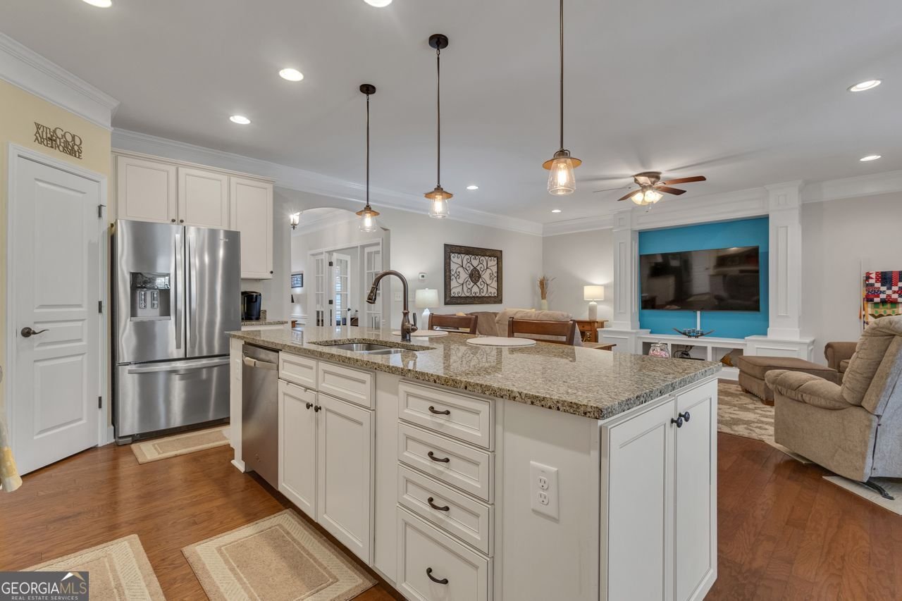 306 Whispering Pines Way Griffin - Photo 25