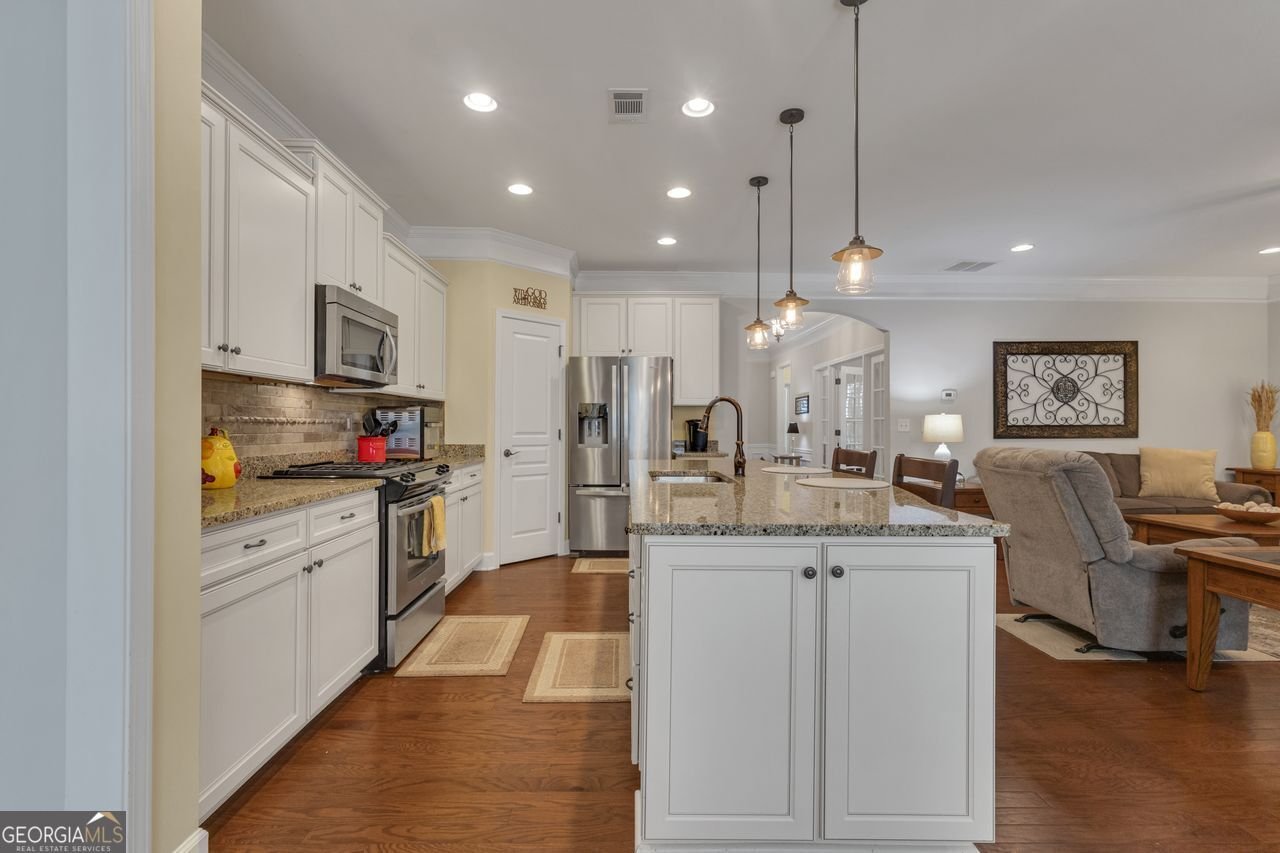 306 Whispering Pines Way Griffin - Photo 27