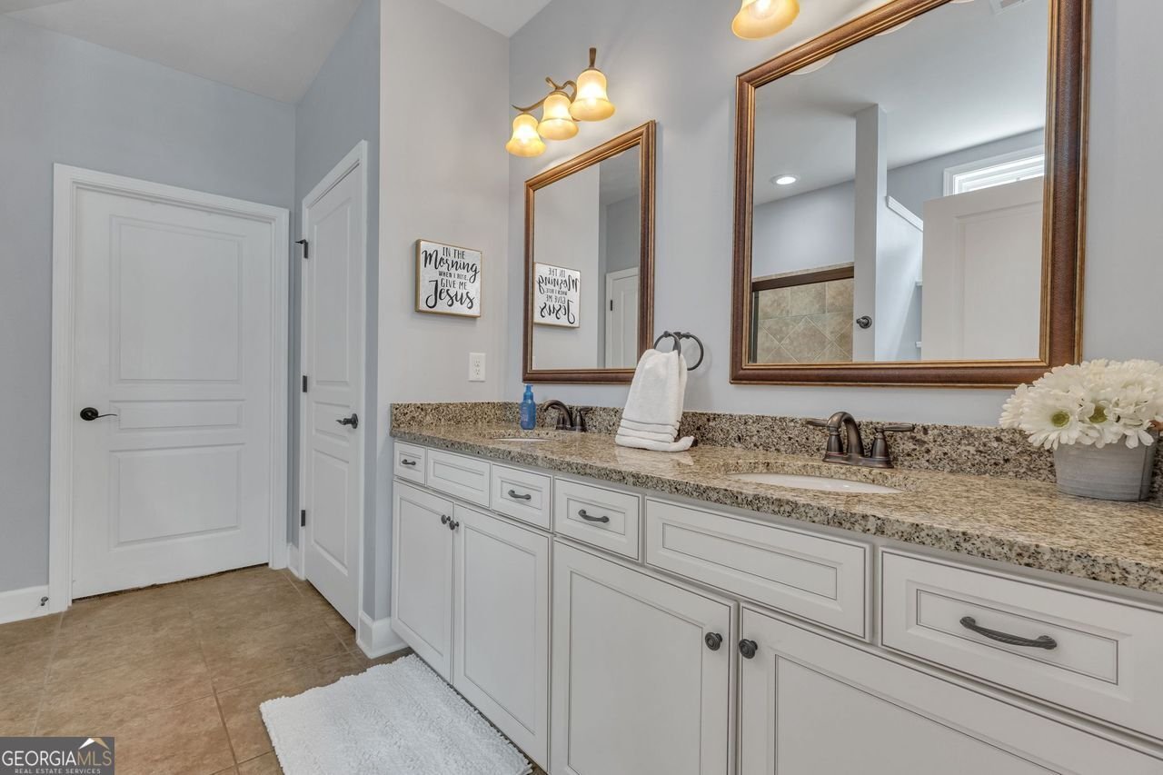 306 Whispering Pines Way Griffin - Photo 36