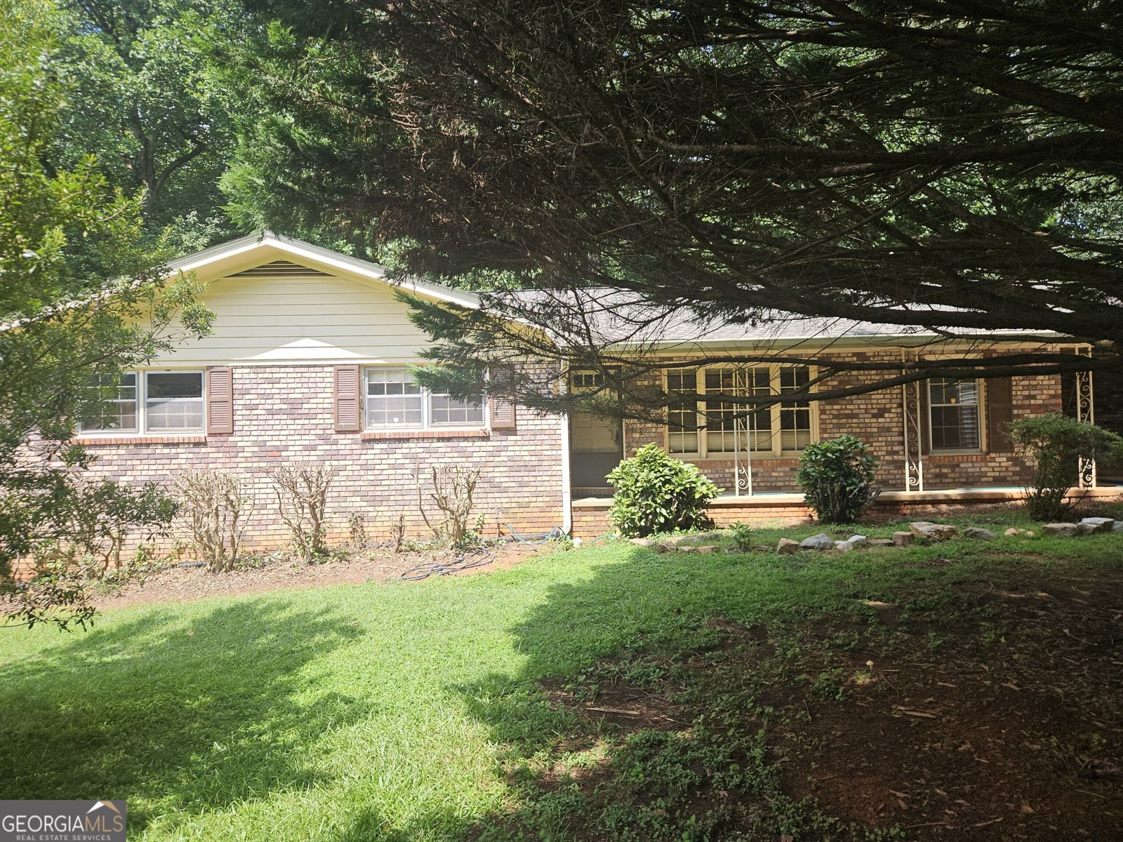 515 Shay Drive Marietta - main photo
