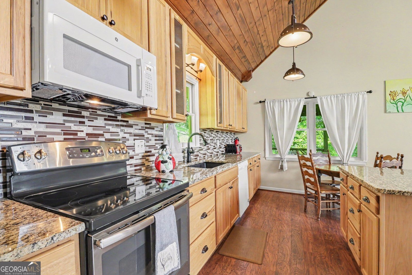 146 Chalet Village Lane Dillard - Photo 10
