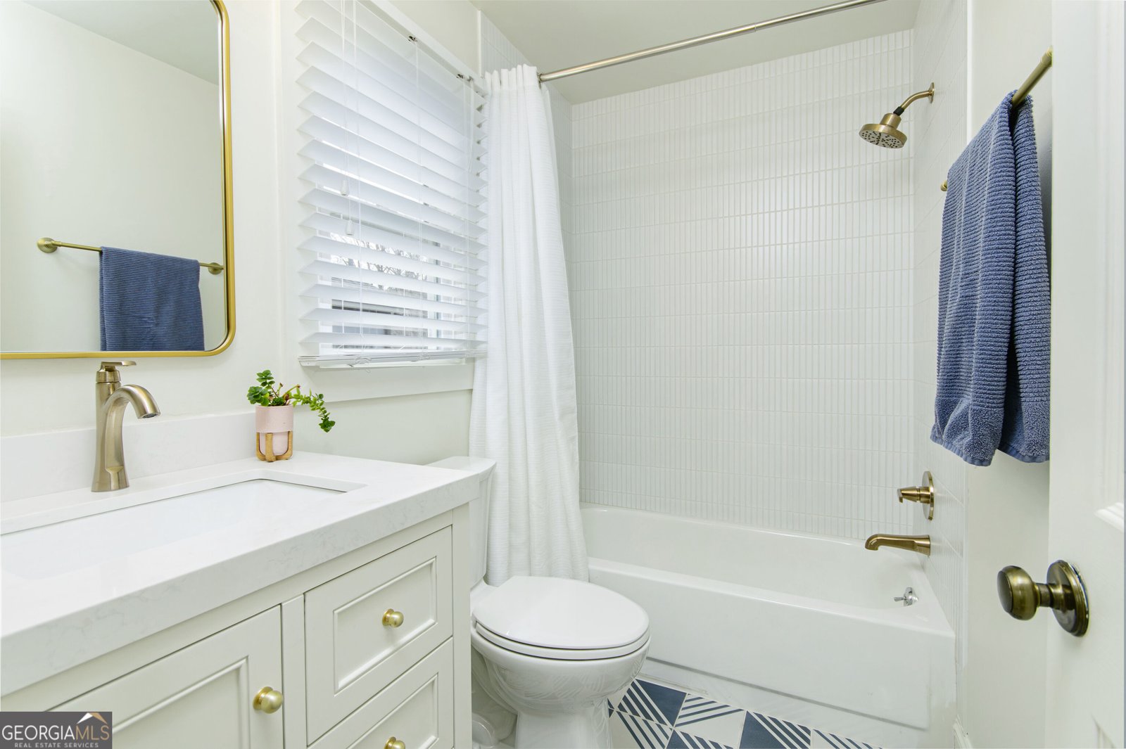 10120 Kinross Road Roswell - Photo 18