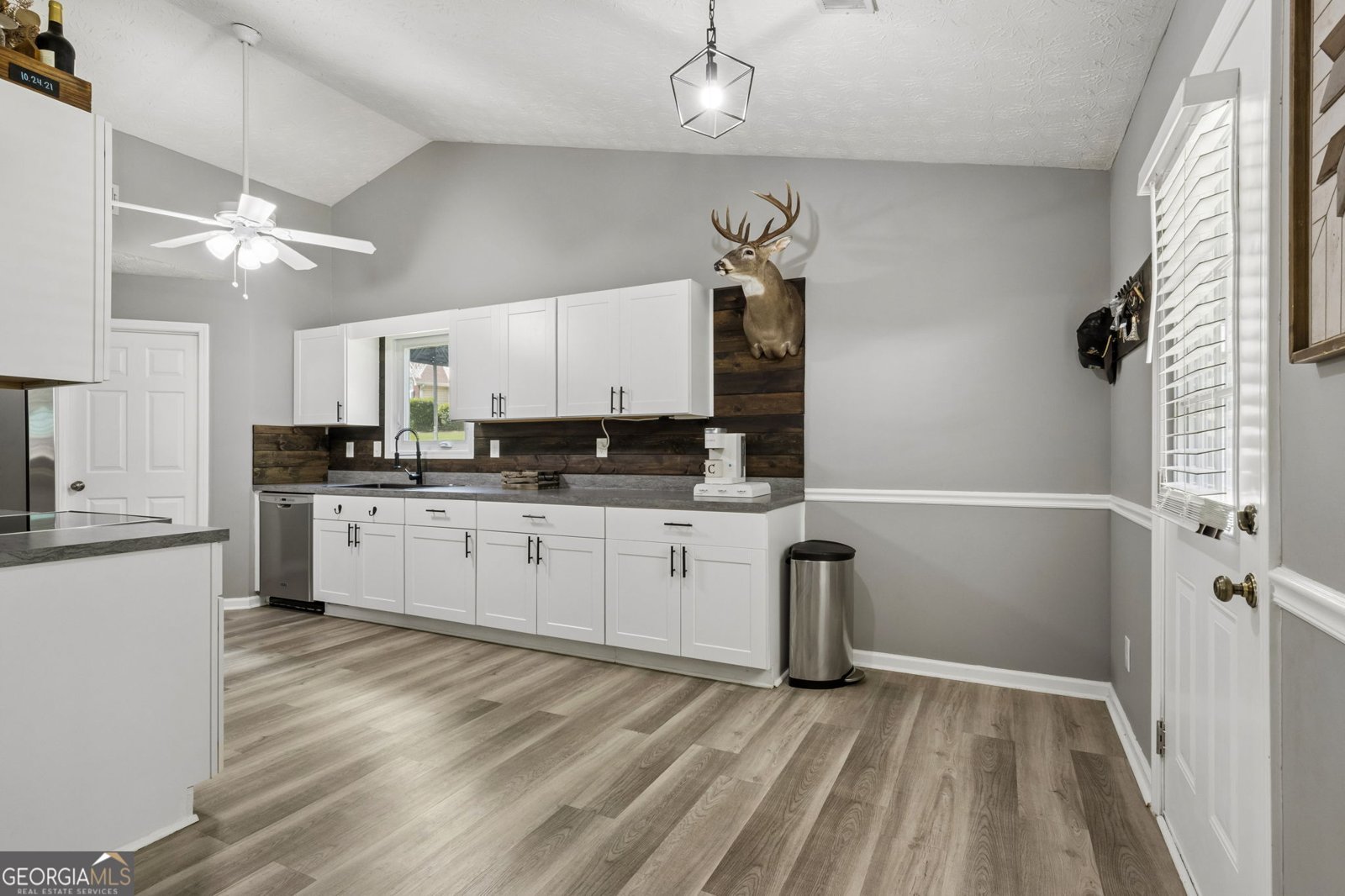 6253 Glen Port Circle Flowery Branch - Photo 18