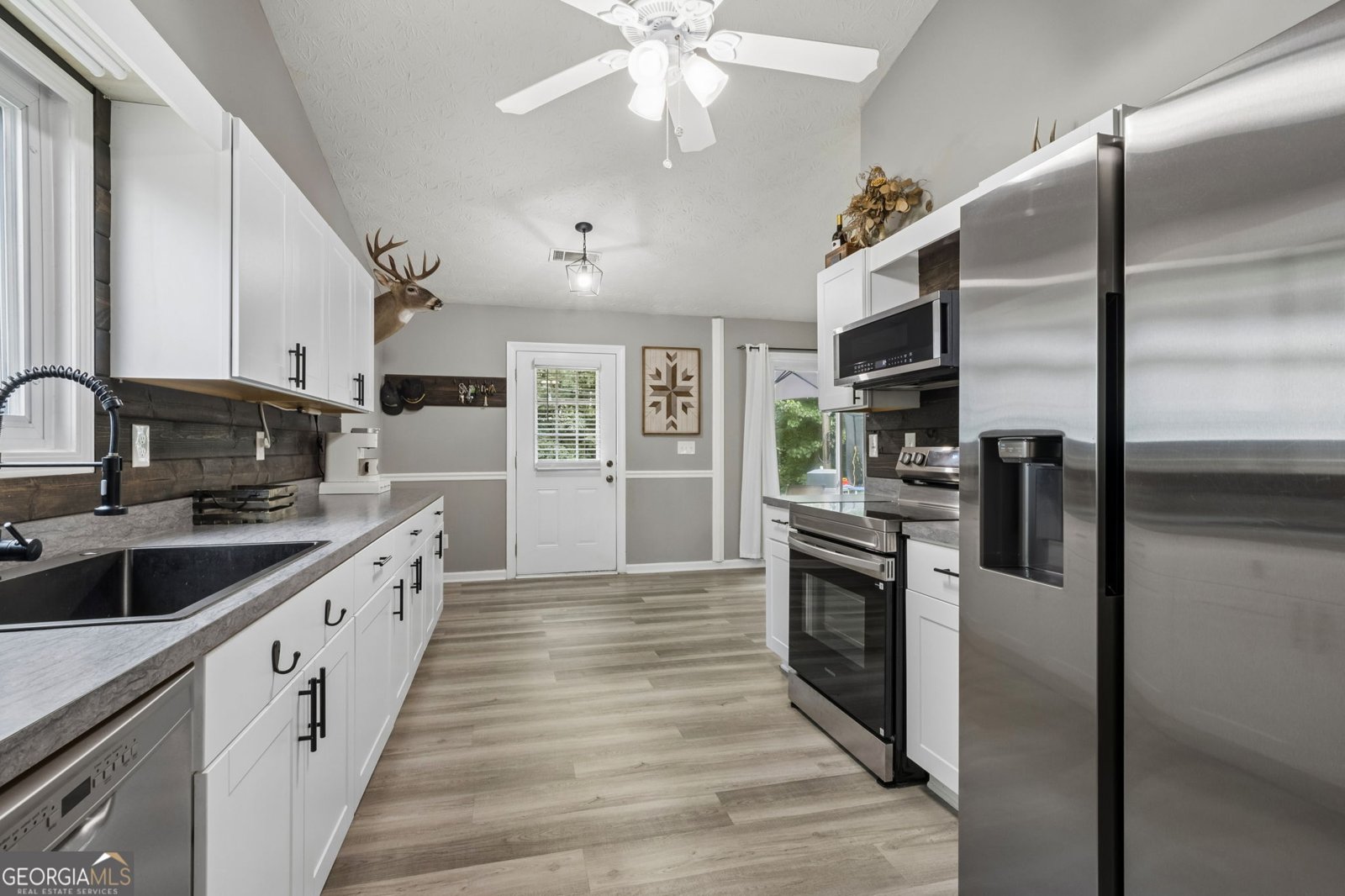 6253 Glen Port Circle Flowery Branch - Photo 25