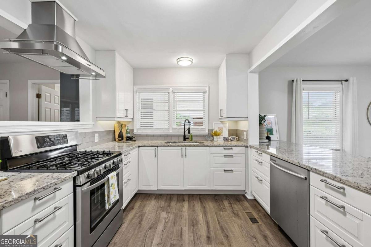 579 Superior Avenue Decatur - Photo 10