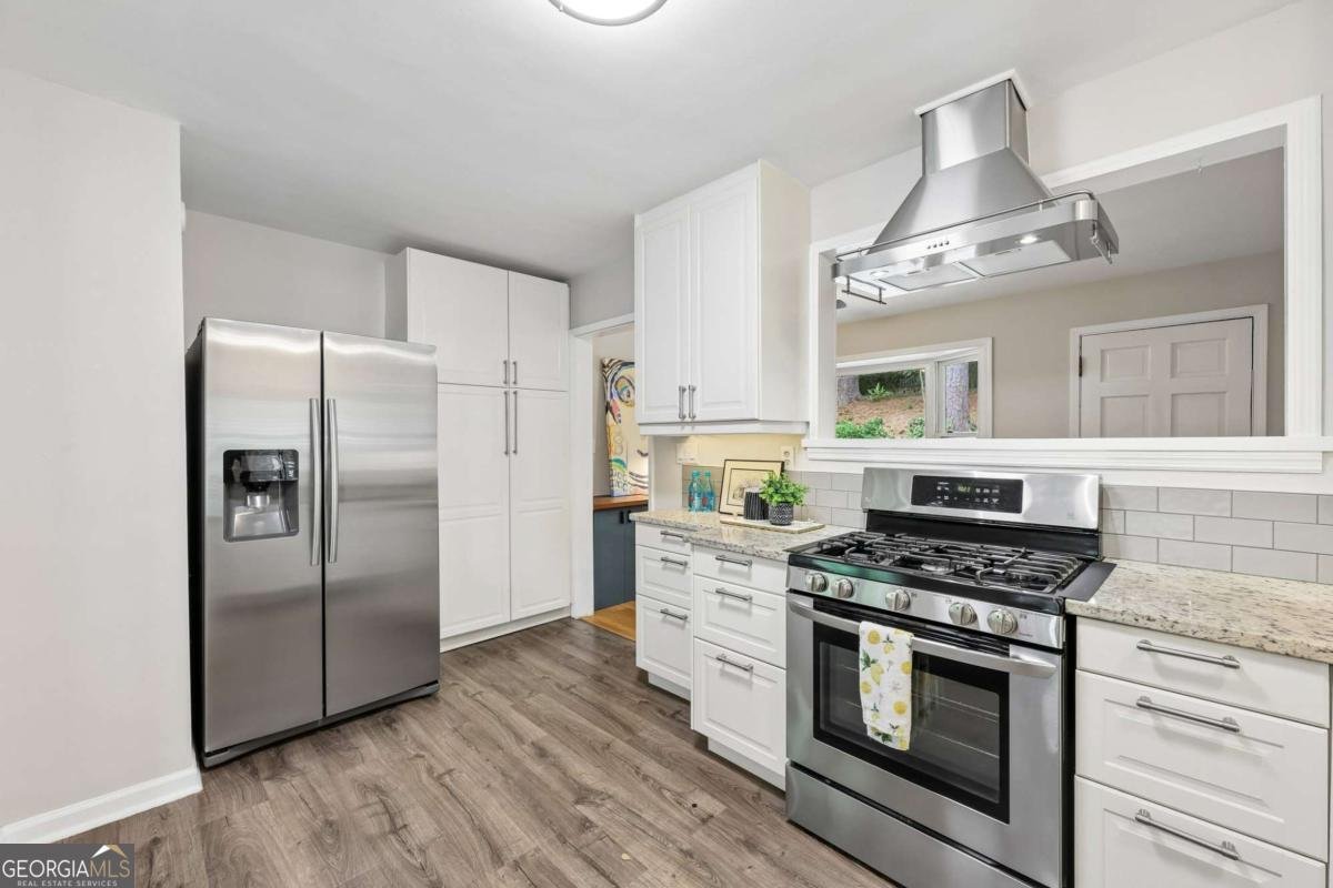 579 Superior Avenue Decatur - Photo 12
