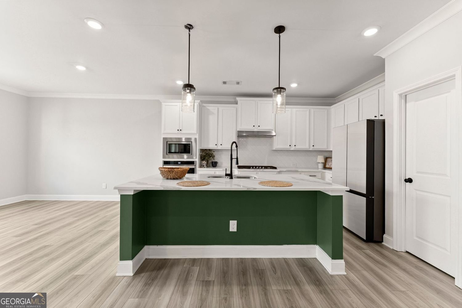 7125 Birch View Court Flowery Branch - Photo 8