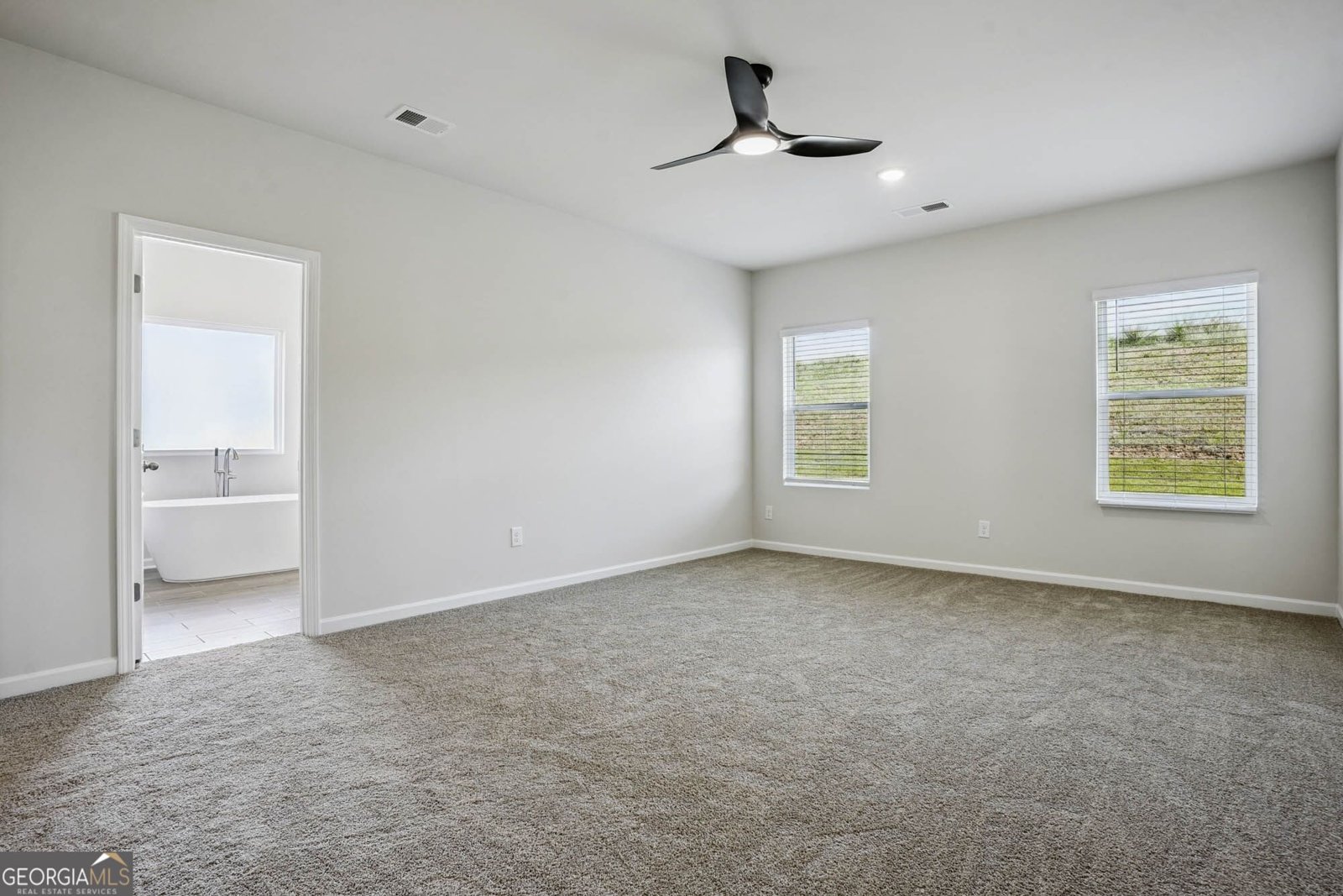 140 Orwell Drive Social Circle - Photo 8
