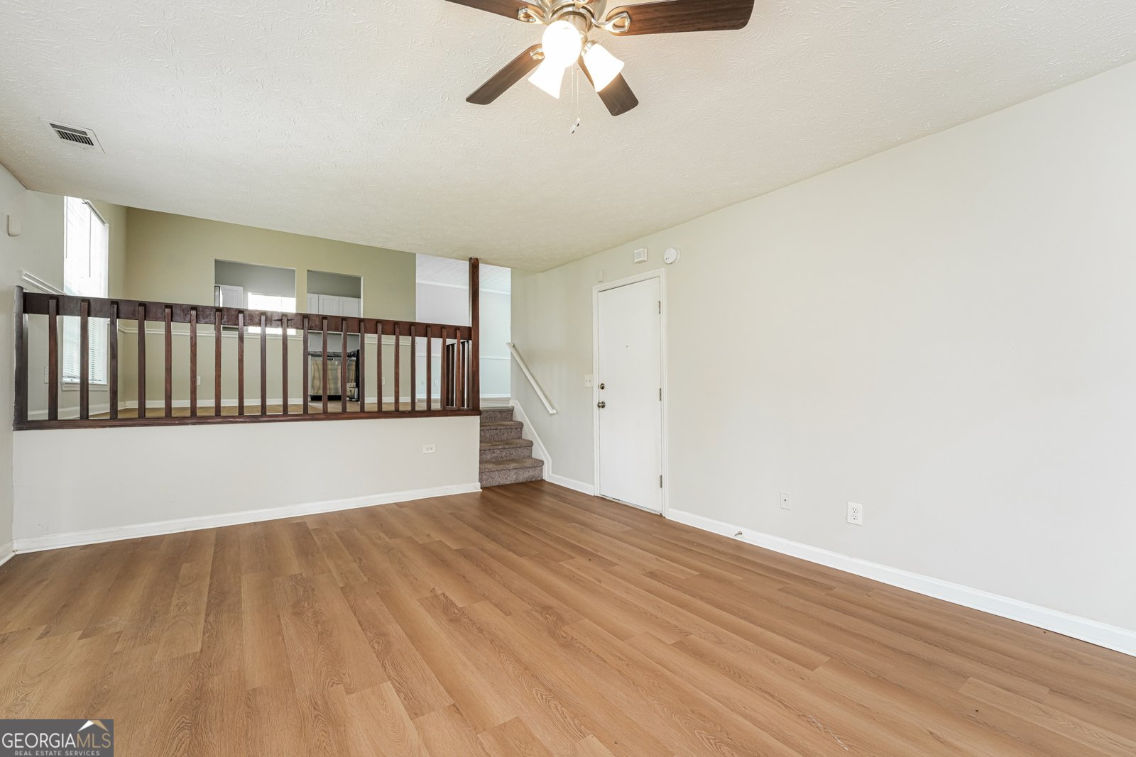 6580 Eastbriar Drive Lithonia - Photo 9