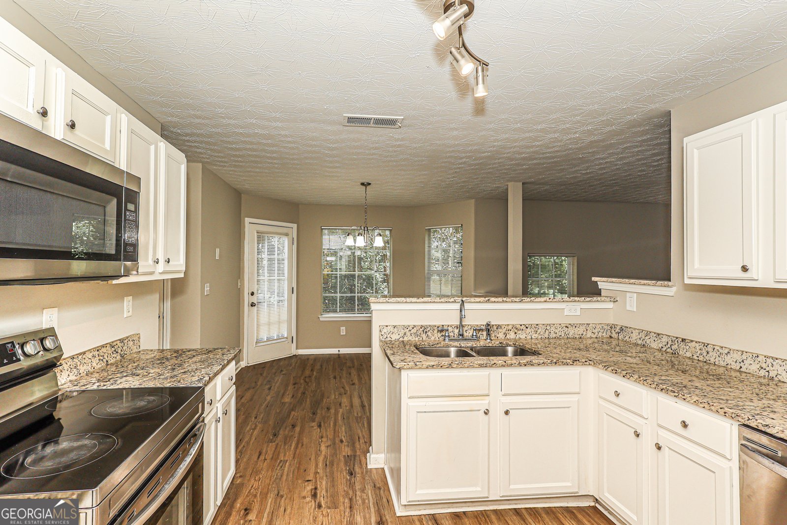 6898 Smoke Ridge Drive South Fulton - Photo 7