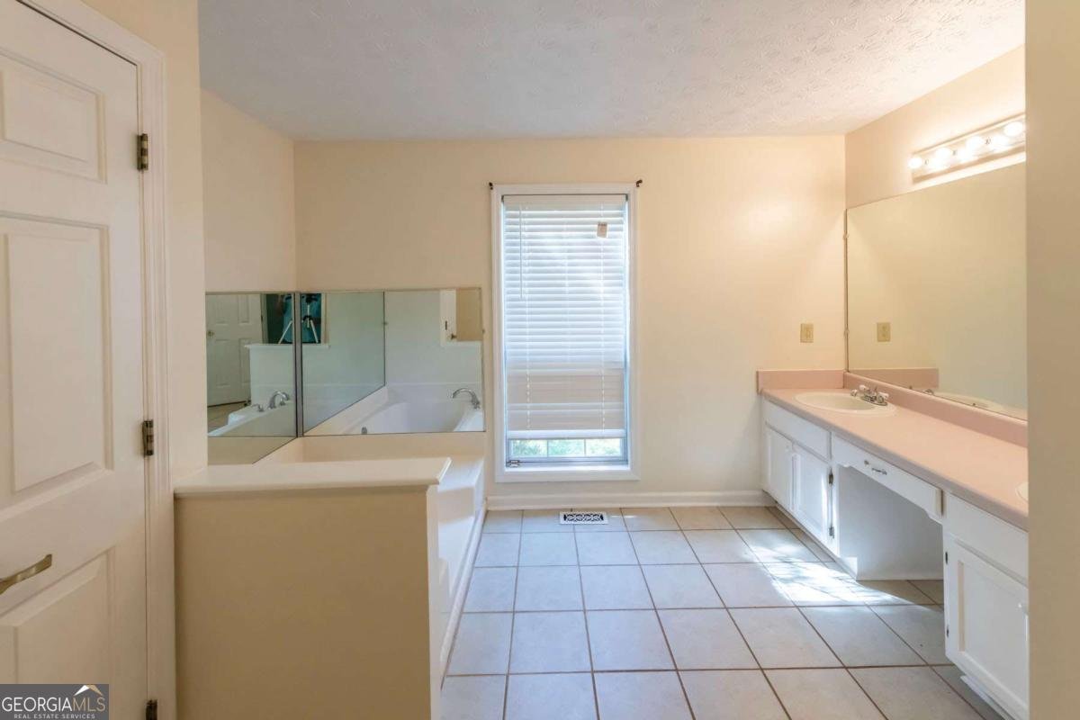5995 Megcole Way Mableton - Photo 7