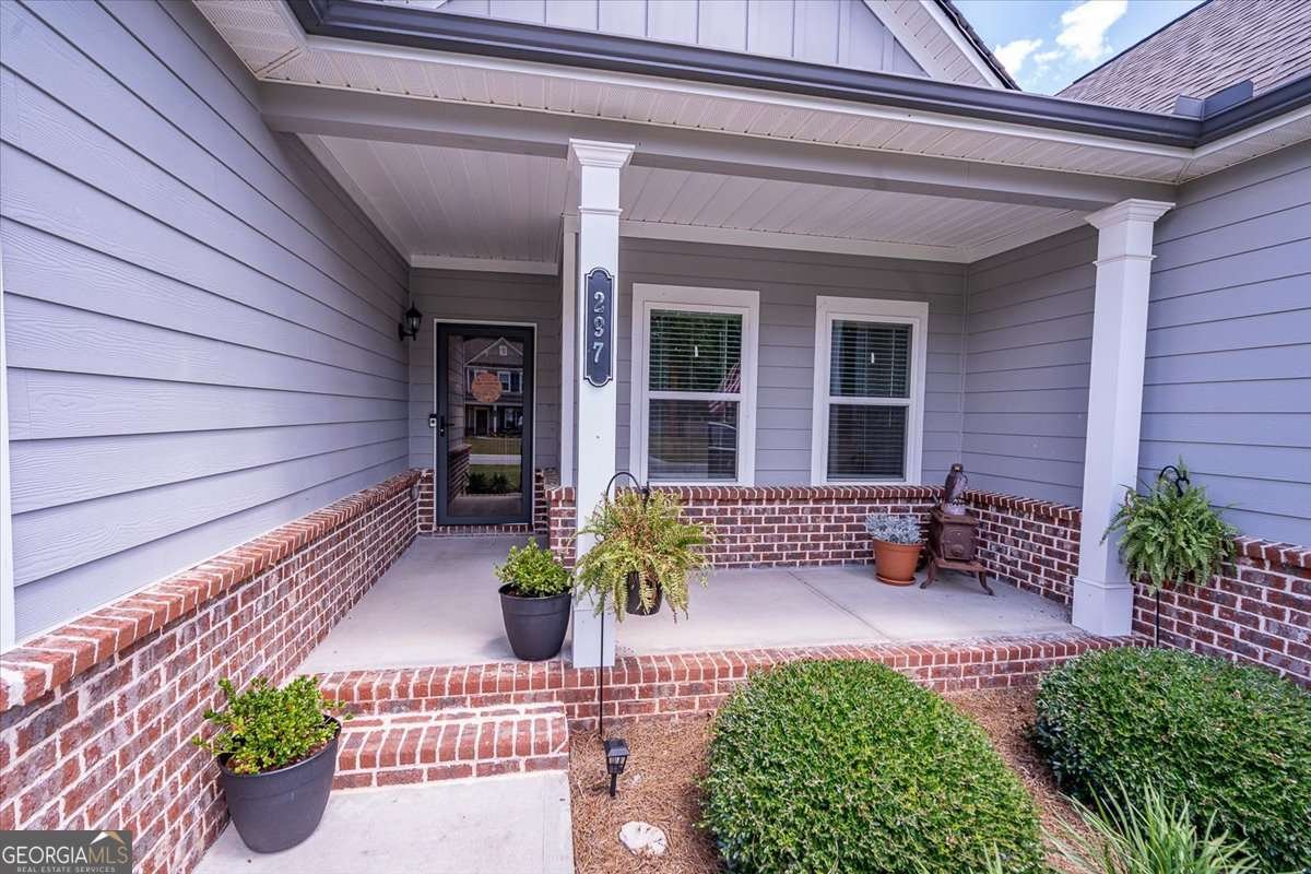 297 Woodbury Lane Hull - Photo 10